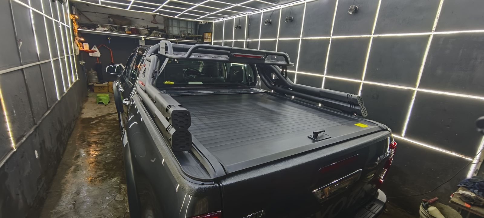 Night Furry roll Bar with rack ( detachable )